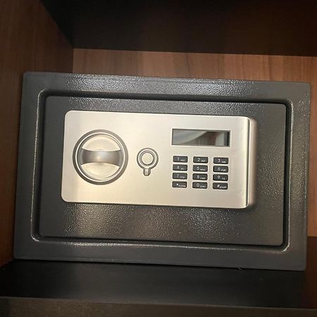 Hotel Kerber Podgorica Luaran gambar