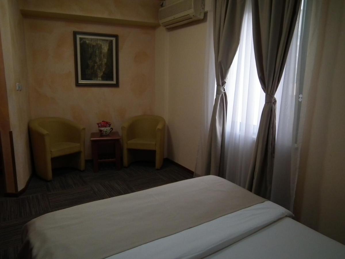 Hotel Kerber Podgorica Luaran gambar