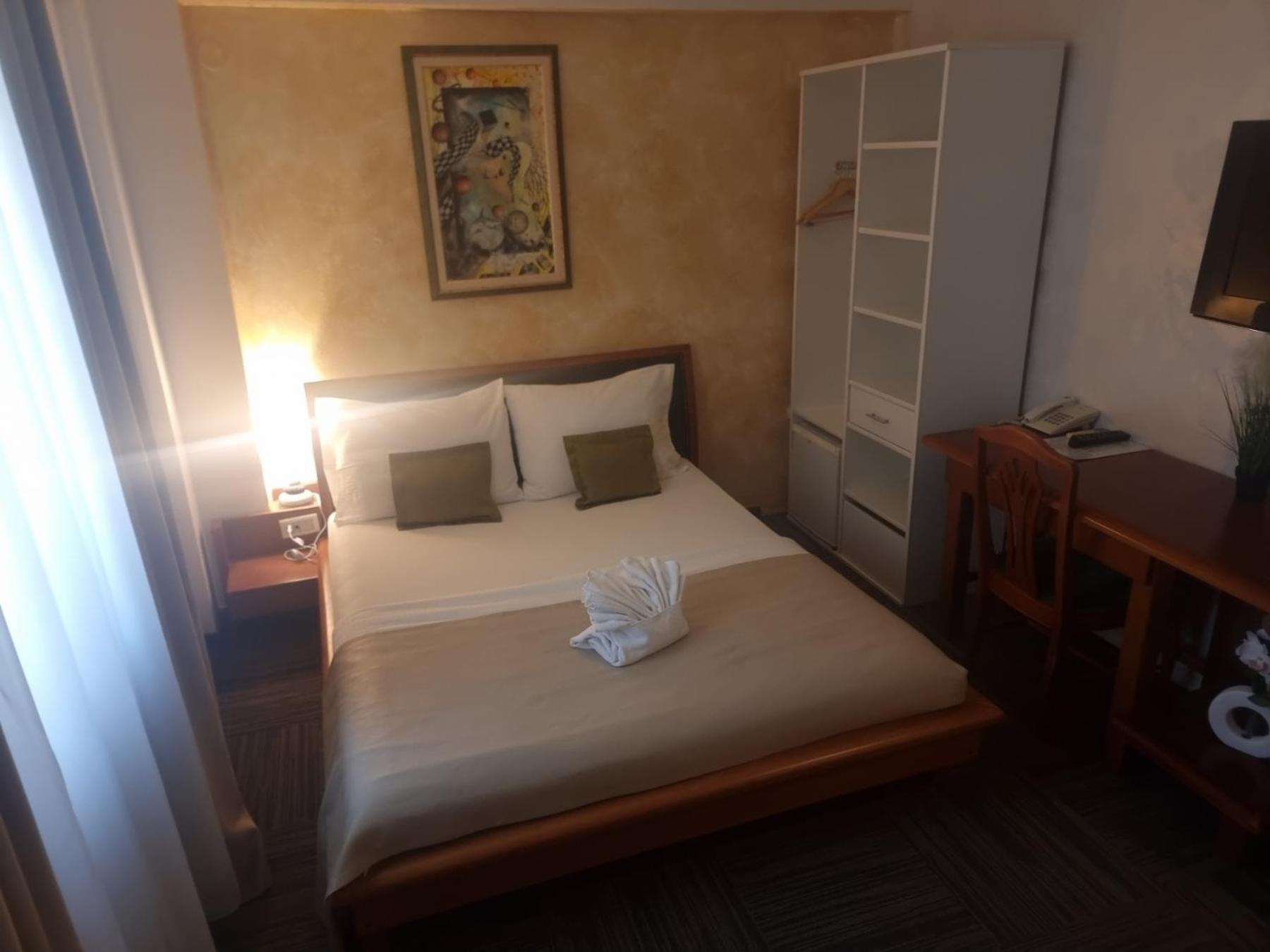 Hotel Kerber Podgorica Luaran gambar