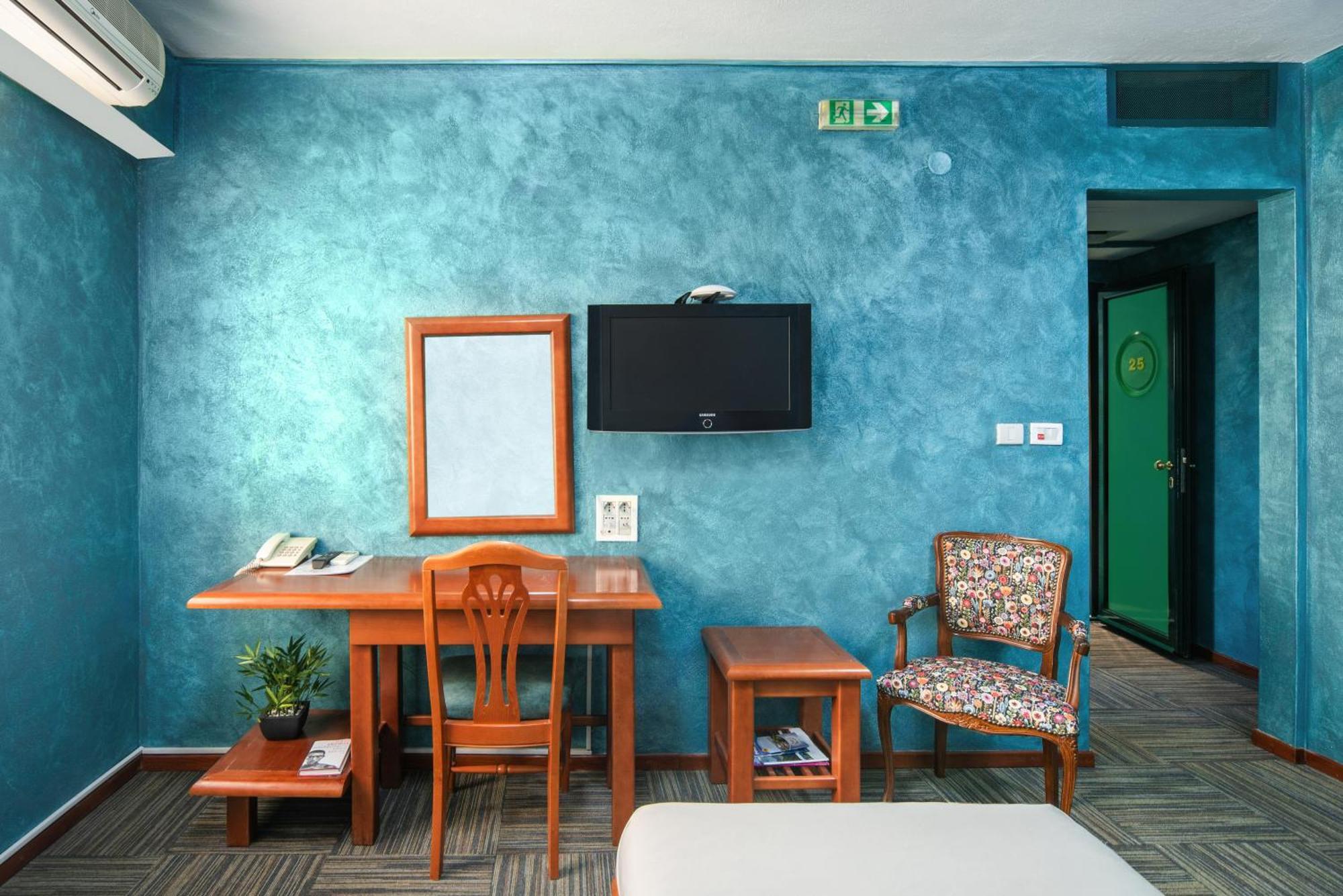 Hotel Kerber Podgorica Luaran gambar