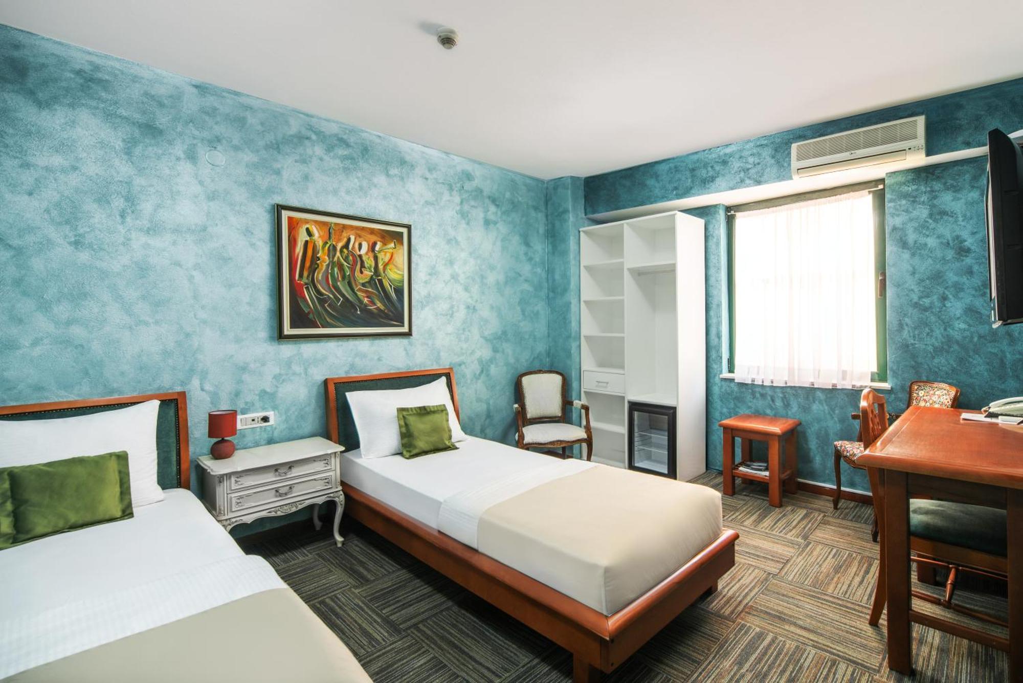 Hotel Kerber Podgorica Luaran gambar