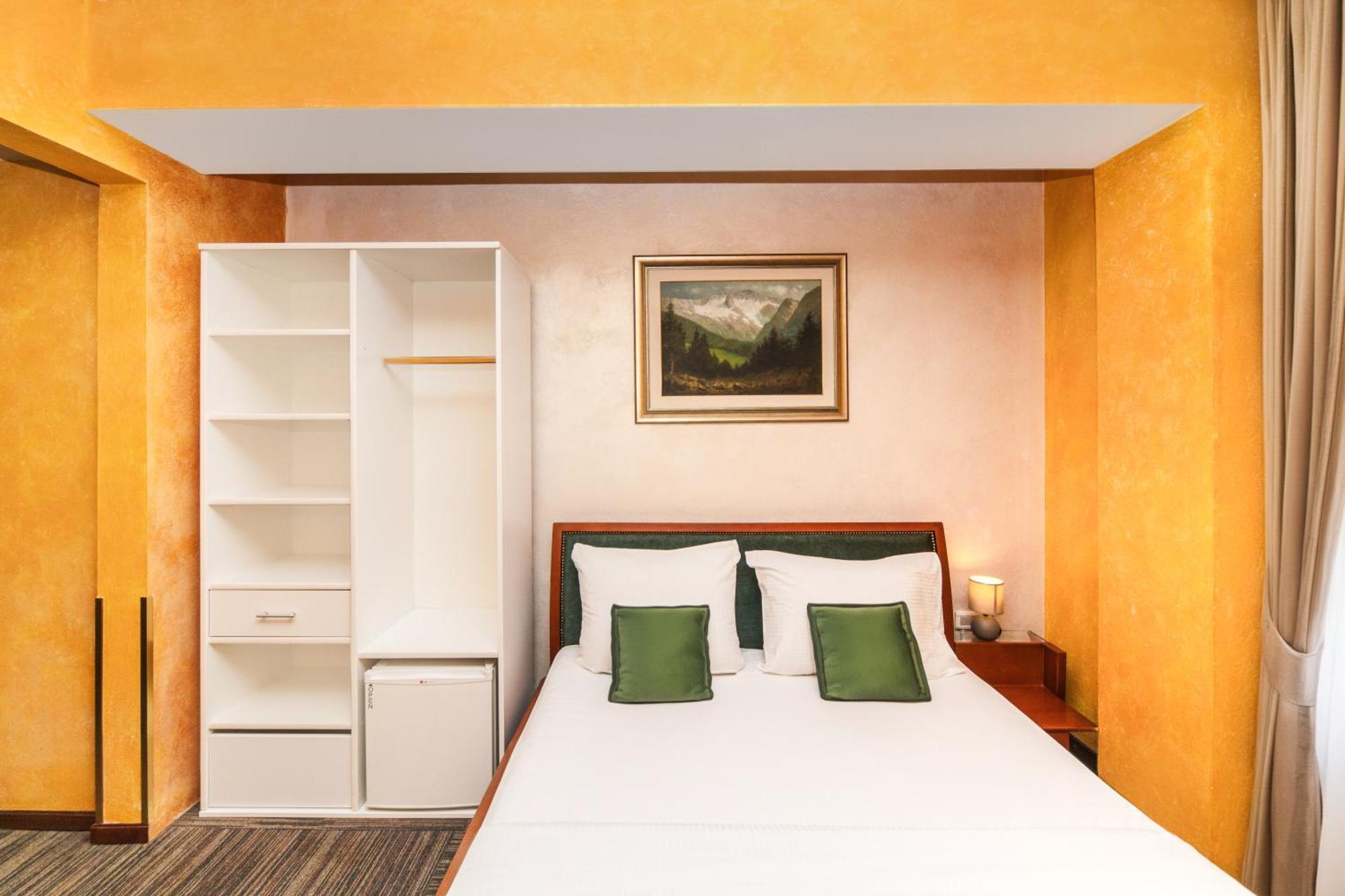 Hotel Kerber Podgorica Luaran gambar