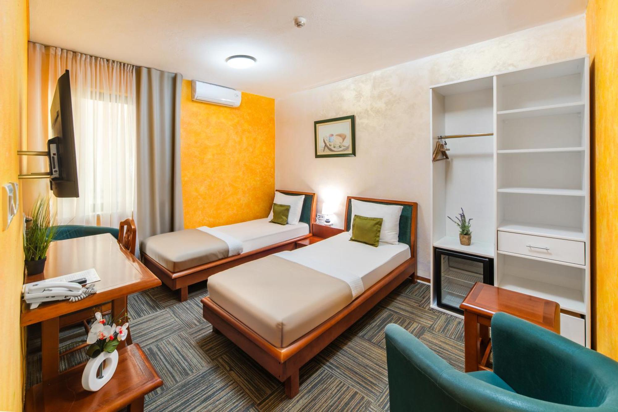 Hotel Kerber Podgorica Luaran gambar
